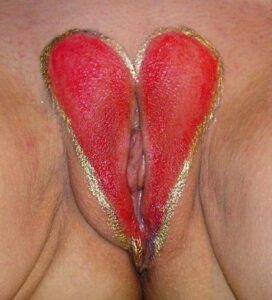 Read more about the article Bureau Interdit : Ma Baise Sauvage avec le Technicien sous les Néons