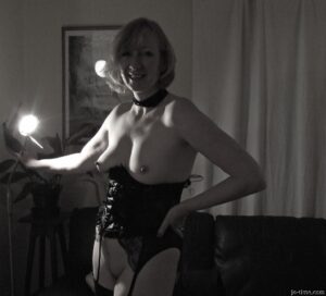 Read more about the article Sexe Brut au Bureau : Mon Sabbat avec Guilhem sous les Néons