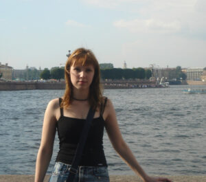 Read more about the article Sexe Interdit au Bureau : Ma Domination Torride sur Bastien dans le Local Technique