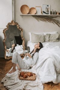 Read more about the article Baise Interdite au Bureau du Salon : Mon Addiction à Marcel le Boucher