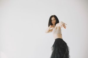 Read more about the article Baiser Brutal dans le Bureau du Banquier : Mon Vice sous le Tailleur